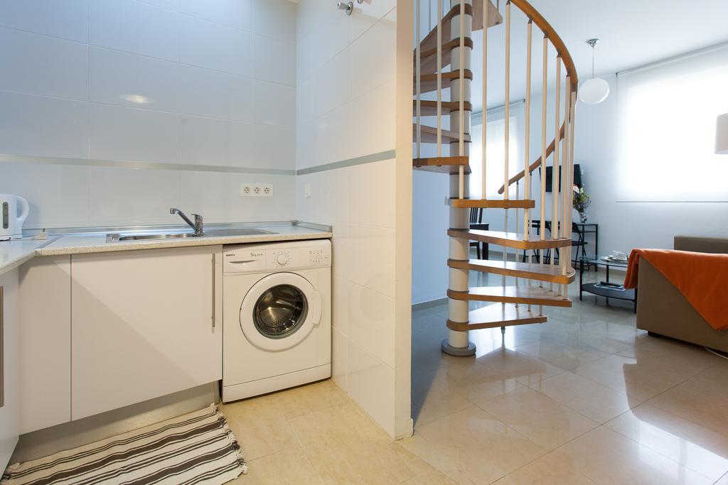 Apartamentos Diaber San Leandro Sevilha Quarto foto