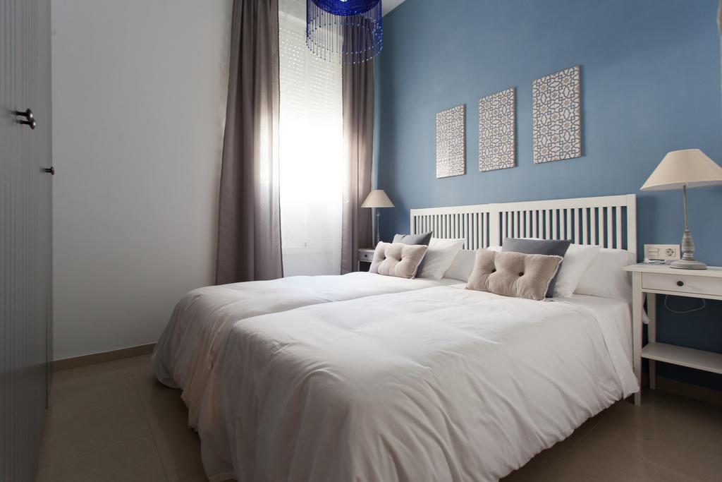 Apartamentos Diaber San Leandro Sevilha Quarto foto