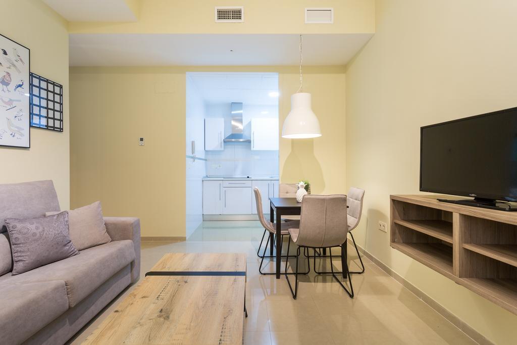 Apartamentos Diaber San Leandro Sevilha Exterior foto